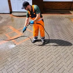 driveway cleaning service in action